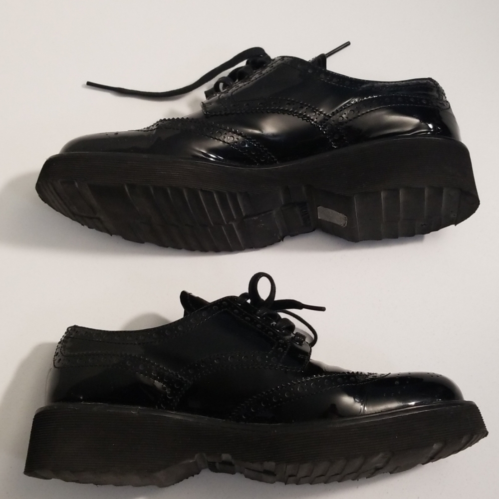 Prada Women's Shoes - Picture 3 of 8